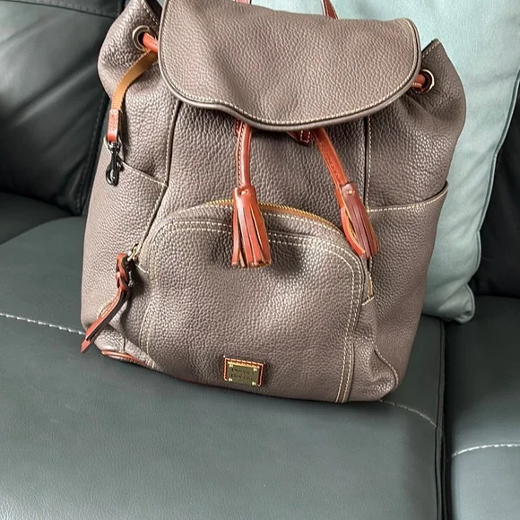 Dooney & Bourke Murphy Backpack in the Color Elephant ? Dooney & Bourke Pebble Grain Medium Murphy Backpack Elephant  main image 3